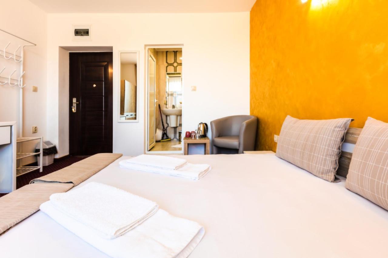 Guest House Theona Obzor Luaran gambar